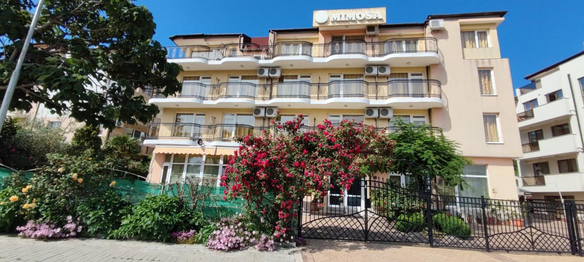 Family Hotel Mimosa Tsarevo Luaran gambar